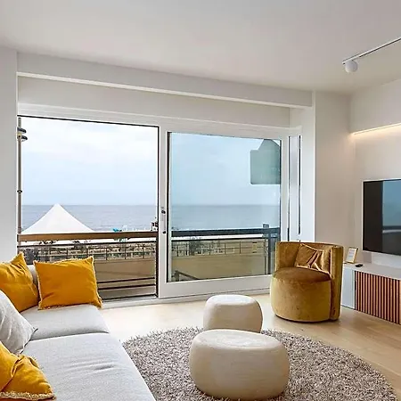 Beautiful With Direct Sea View Hotel Middelkerke
