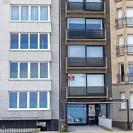 Hotel Beautiful With Direct Sea View 2*