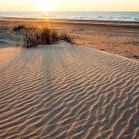 Beautiful With Direct Sea View Middelkerke