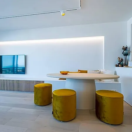 Beautiful With Direct Sea View Hotel