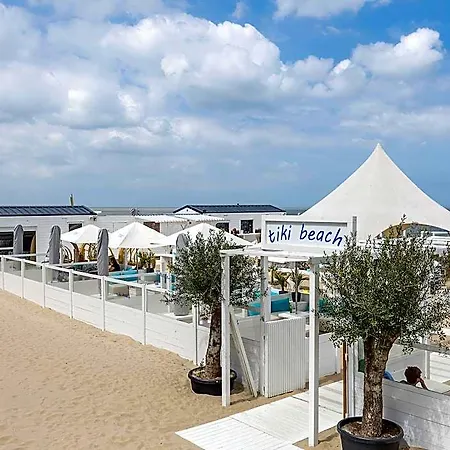 Hotel Beautiful With Direct Sea View